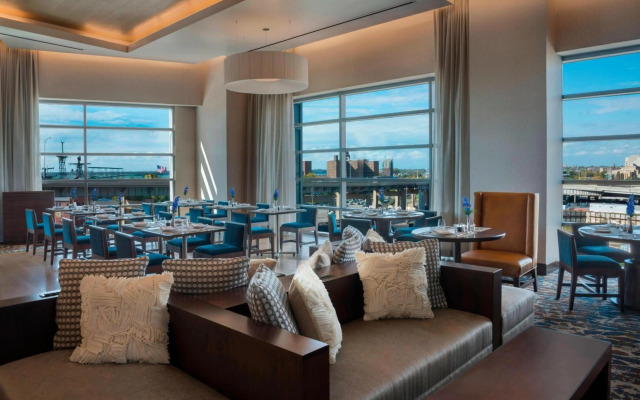Buffalo Marriott at LECOM HARBORCENTER
