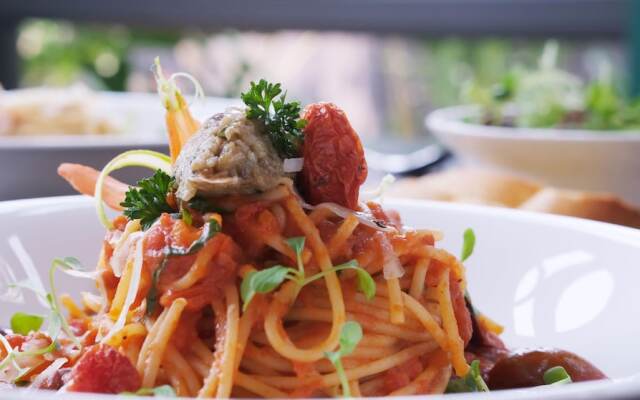 The Bloom Classic - Hotel and Bistro