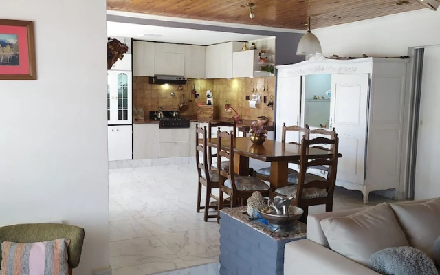 Casa Alvarez Bed and Breakfast