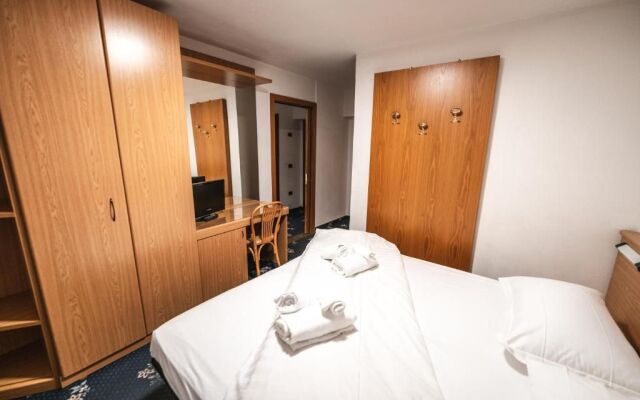Hotel Renzi