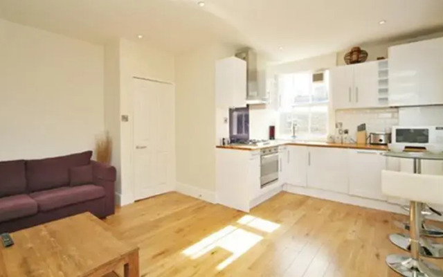Chic Notting Hill Apartment