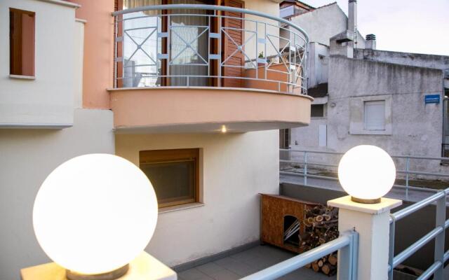 Vier Luxury House