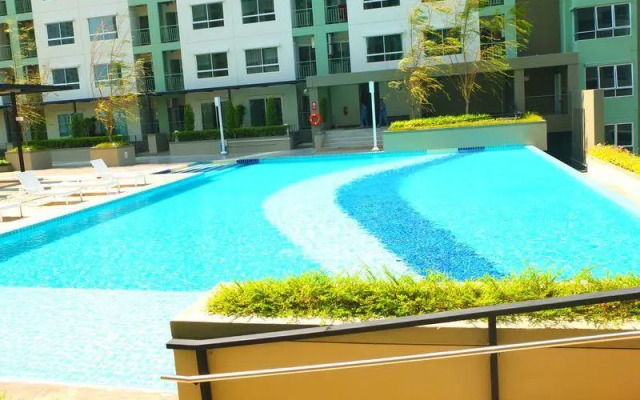 Lumpini Jomtien Seaview E22Inn