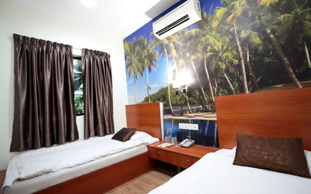 Rain Forest Hotel