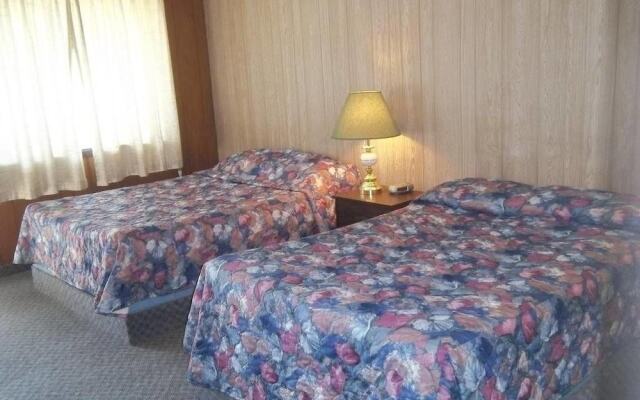 Raval Paradise Motel & RV Park