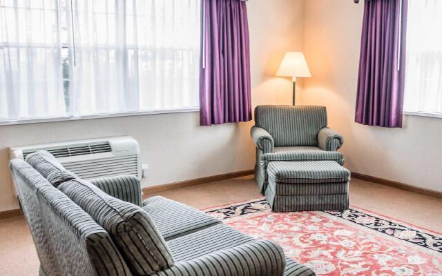 Quality Inn & Suites