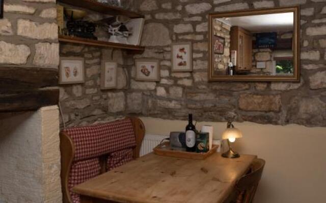 Half-pint Cottage