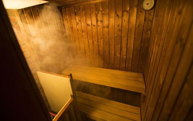 HOTEL METRO - Adult Only