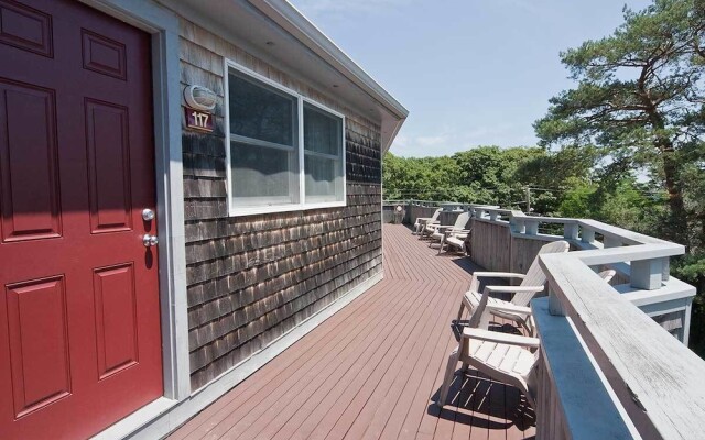 Sea Lion Motel and Cottages