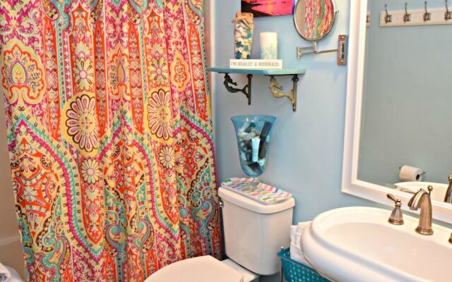 Lani Kai 131 by RedAwning