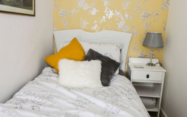 Cosy Cottage