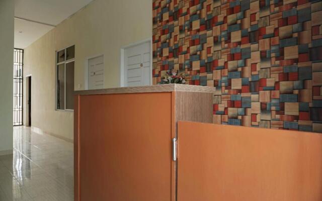 OYO 1394 Rumaisa Homestay Syariah