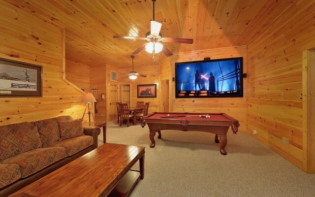 Bear Cub Lodge