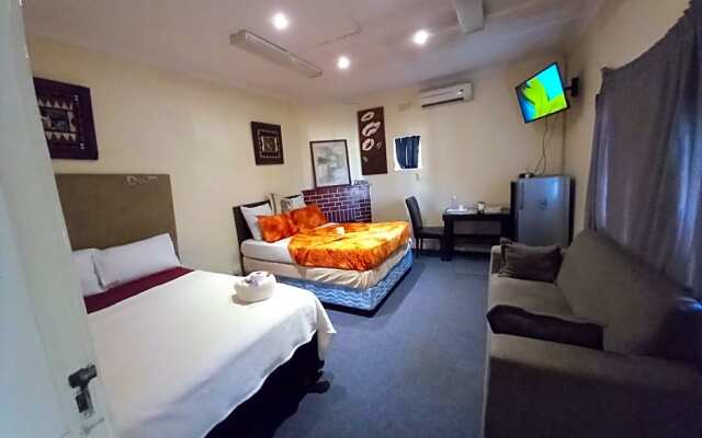Neo&ruks self catering services