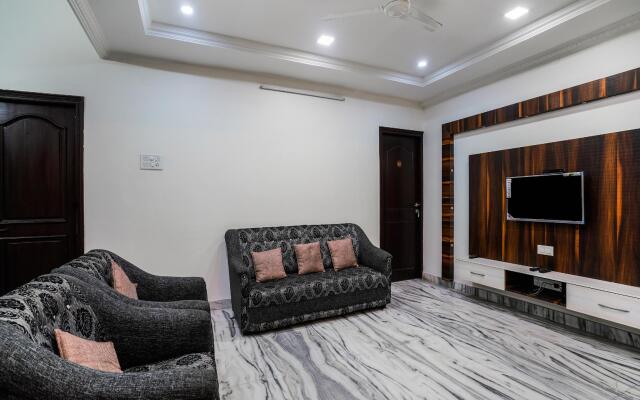 OYO 22423 Taj Villa Guest House