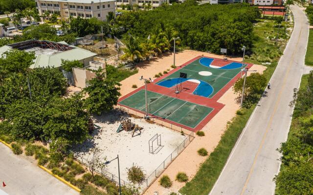 Spacious Cap Blue Apt Next to Cap Cana