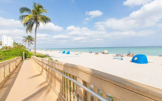 744 Ocean View Hollywood Beach