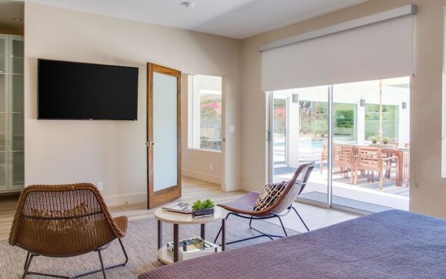 Bon Vivant Palms Holiday home 4