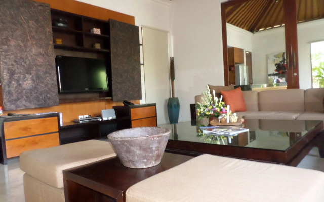 The Akasha Bali
