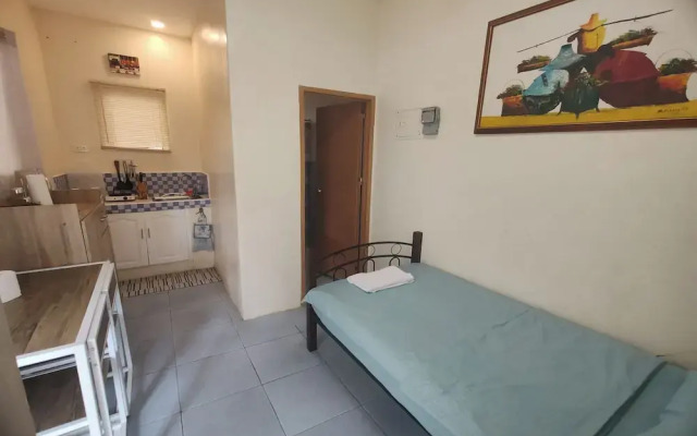 Intoy's Place Panglao near Beach