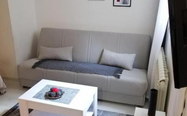 Studio Apartman KOCKA