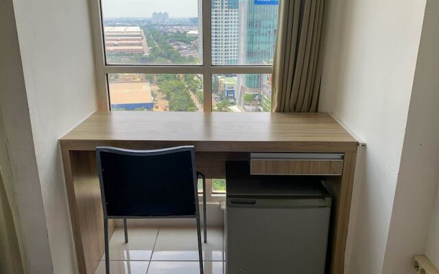 Cozy And Tidy Studio At Tifolia Apartment