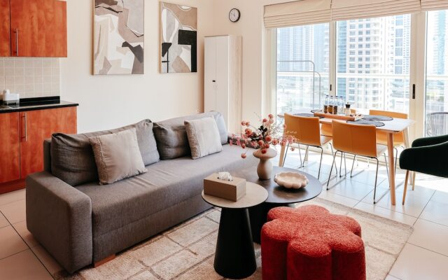 Elegant 1BD with Stunning Views