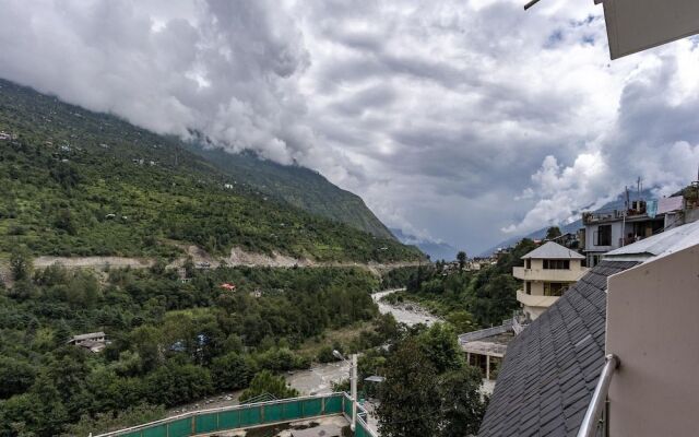 Oyo 19141 Diamond Vaishali