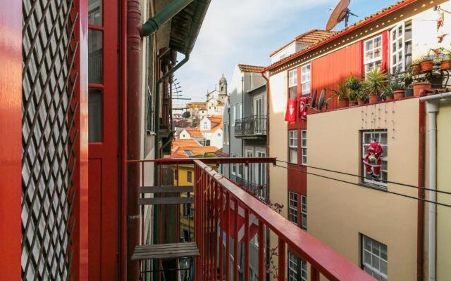 Porto Insight Apartments With Balcony