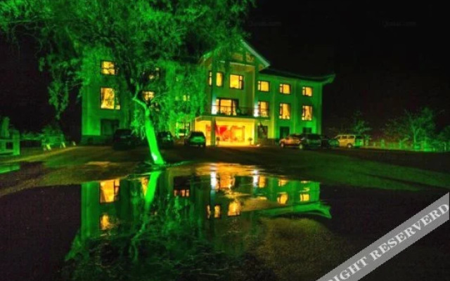 Shennongjia Xiangxiyuan Hotel