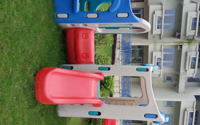 Hummingbird Resort
