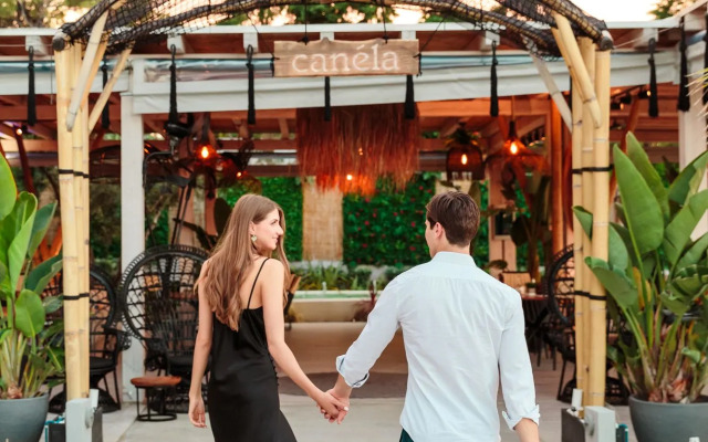 Blue Carpet Luxury Suites