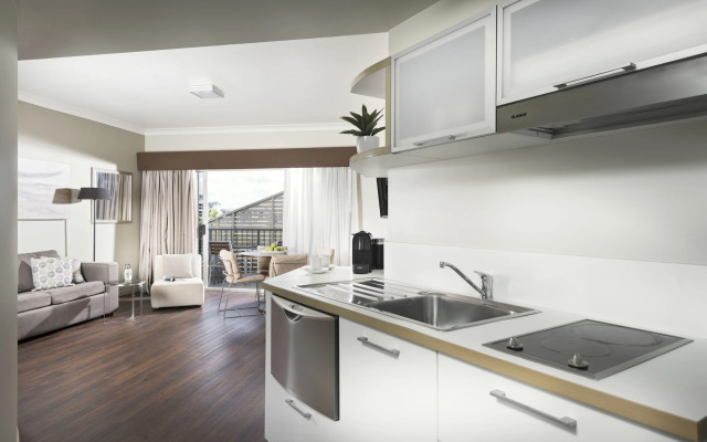 Grand Hotel and Apartments Townsville