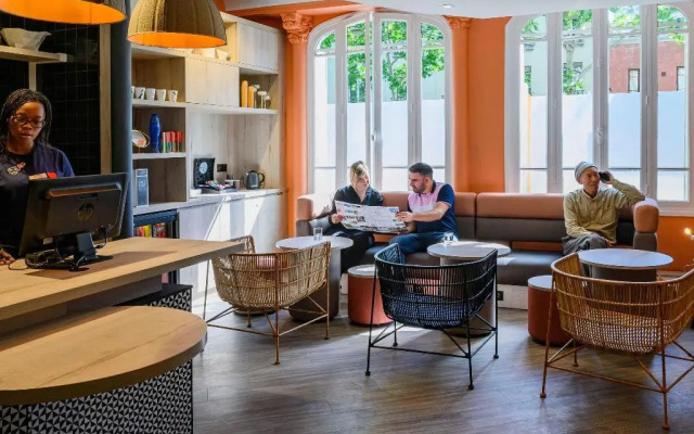 Ibis Paris Tour Montparnasse 15Ème