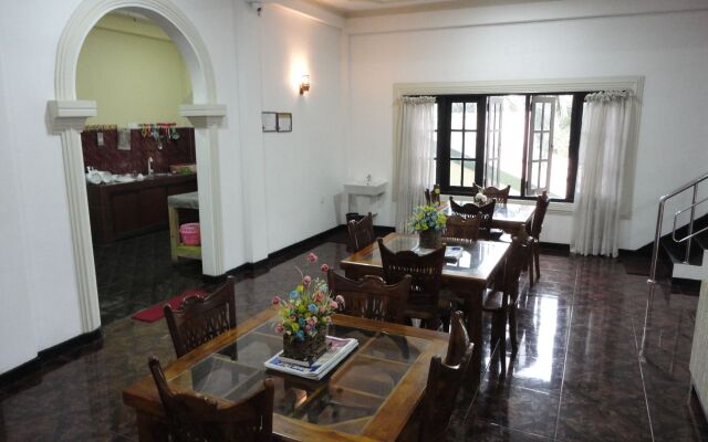 Forest Villa Hotel