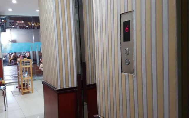 Hanoi An Father's Hotel & Travel