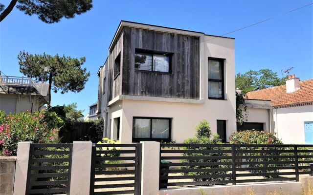 House With 4 Bedrooms in La Baule-escoublac, With Enclosed Garden and