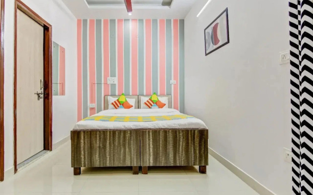 OYO Home 28827 Design Studio Huda City Center