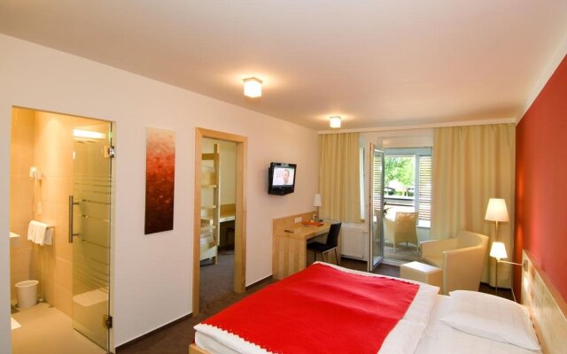 Hotel PANNONIA