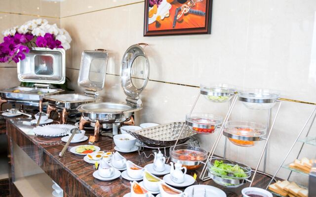 Le Saigon Hotel