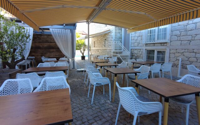 Neva Hotel Alacati