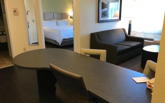 Candlewood Suites Fort Wayne by IHG