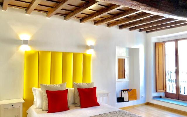 Palace fontana di trevi home