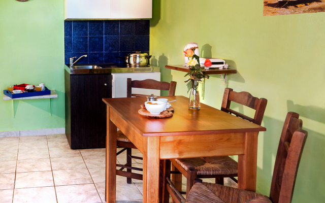 Haroula Apartments