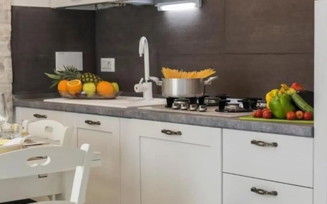 Cozy apartment with gym