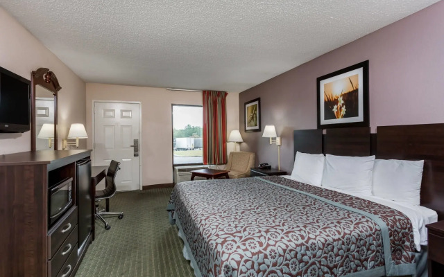 Days Inn By Wyndham Lugoff