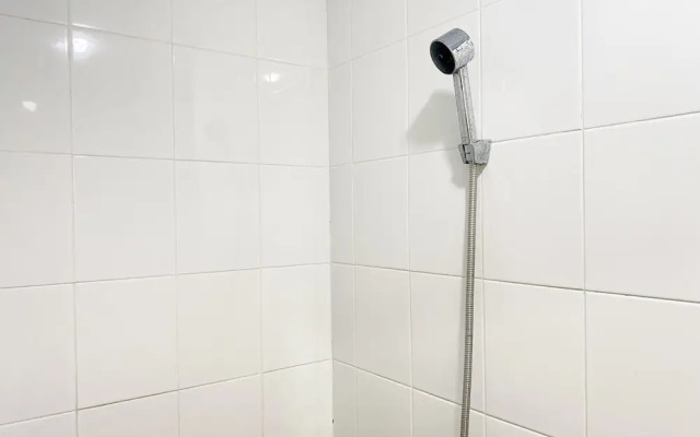 Comfort Designed 2Br Green Pramuka City Apartment