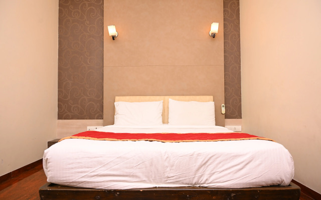 Hotel Center Point Solapur