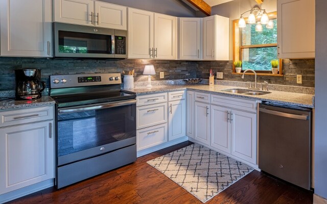 stayNantahala - Smoky Mountain Cabins