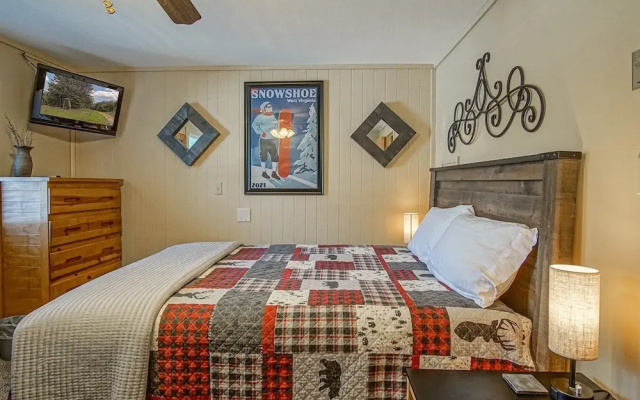 Powderidge-34: Slope Side, 2 Br Townhome